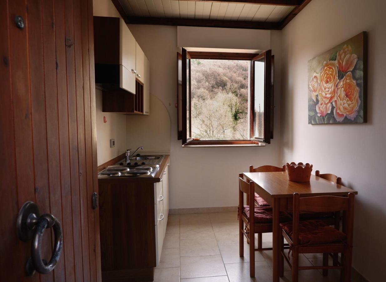 פבריאנו Hotel Borgo Antico מראה חיצוני תמונה