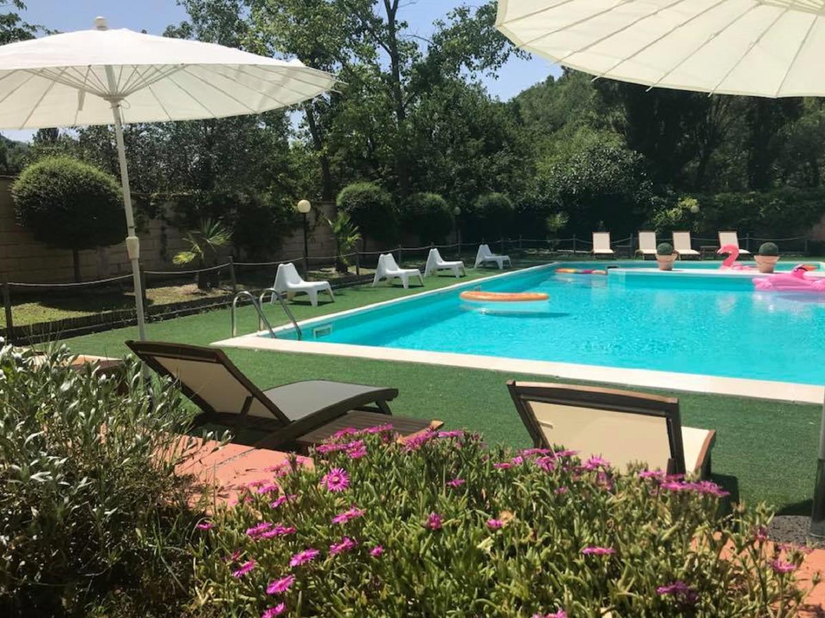 פבריאנו Hotel Borgo Antico מראה חיצוני תמונה